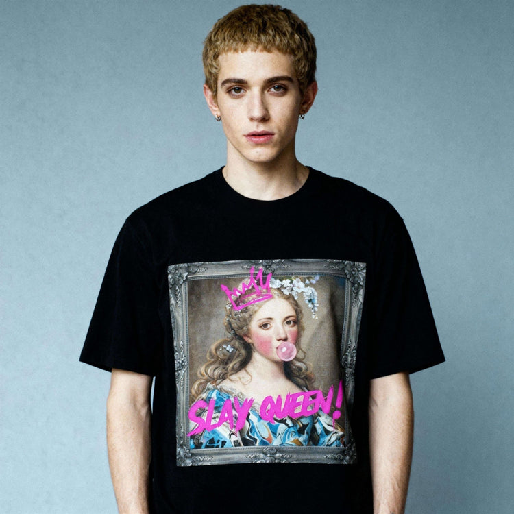 Model wearing Oliver & Eli premium statement tote – bold style wearable art