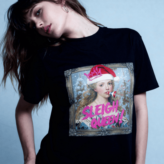 Model wearing Oliver & Eli premium statement tote – bold style wearable art